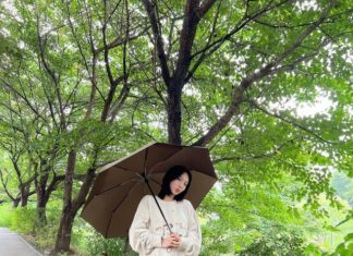 Korean beauties reveal some tips on how to wear the “national” outfit for the autumn and winter season.