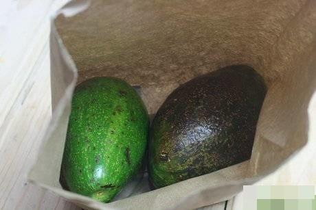 Squeeze Some Lemon Juice onto Avocado: Brilliant Tips Only the Savvy Know