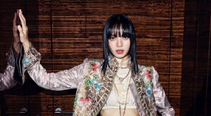 BLACPINK stuns at Paris Fashion Week 2024: Lisa exudes elegance, Rosé oozes unexpected sensuality