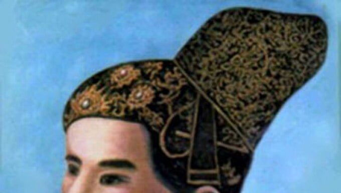 Why did the kings of the Nguyen dynasty not establish a Queen consort in the past?