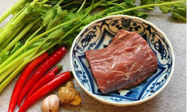 Make Your Beef Stir-Fry Extra Tender and Delicious with These 2 Ingredients