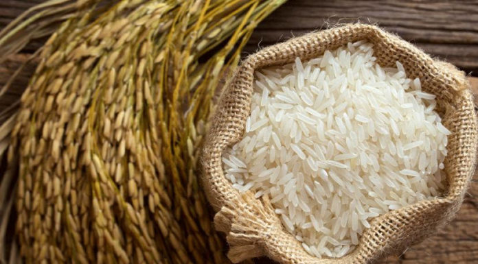 Years of eating bland and dry meals? This one ingredient will make your rice fluffy and delicious