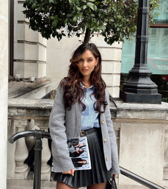 Short Skirts Taking Over the Fashion Scene from Summer to Fall, Why Wait to Catch the Trend, Ladies?