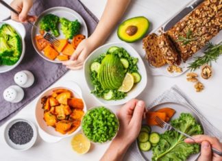 Can vegetarian diet help with weight loss? Why do many people gain weight while being vegetarian?