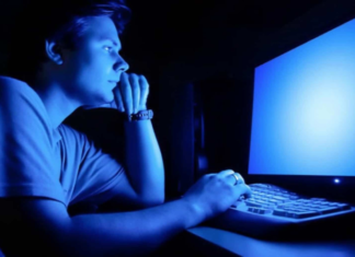 What is Low Blue Light Technology and its superior features