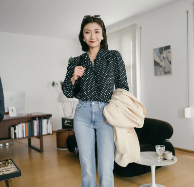 Bored of wearing dresses to weddings? Check out these 10 stylish and classy outfit ideas with long pants!