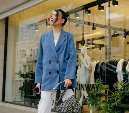 “10 Fashion Formulas for Stunning Wedding Guest Outfits – A Must-See for Every Fashionista.”