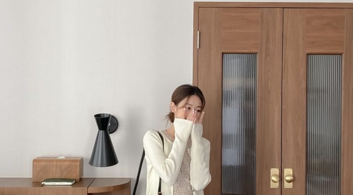 5 Types of Shoes That Will Elevate Your Dress and Enhance Your Figure