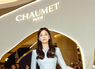 The perfect wardrobe essentials for fashionably elegant women over 40