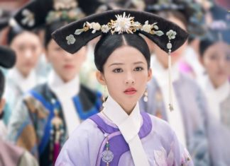 The stunningly beautiful queen who is not favored by the emperor, becomes the empress at the age of only 20.