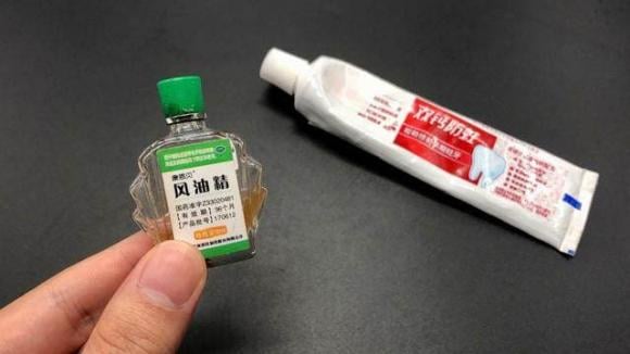 Mixing essential oils and toothpaste: Powerful benefits, solving major issues for both men and women.