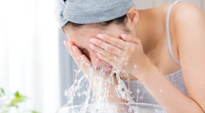 3 Easy and Effective Ways to Get Rid of Blackheads