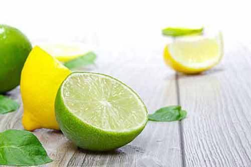 Don’t throw away your yellowed glassware, use this one ingredient to make them sparkling again