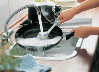 Simple and Effective Tips to Polish Burnt Pots and Pans