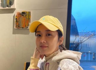 “The Secret” helps Jang Nara cling to her youth, 43 years old with smooth and envy-worthy skin