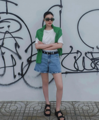 Ninh Duong Lan Ngoc’s fashion sets that will make you look like you’re 20 again