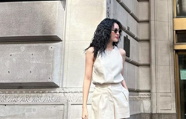 Learn 3 proven ways to stay youthful with Ninh Duong Lan Ngoc’s shorts styling hacks