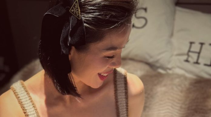 Lệ Quyên “flexes” a special gift, admits self-love is not easy