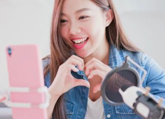 Can you make money by going live on TikTok? Ways to earn income through livestreaming