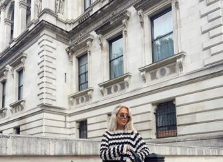 Fashionable Sisterhood: Fall in love with these age-defying and elegant shoes for every season