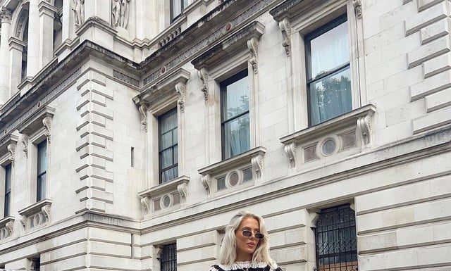 Fashionable Sisterhood: Fall in love with these age-defying and elegant shoes for every season