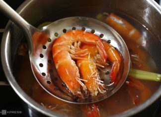 Boiled Shrimp: Hot Water or Cold Water? Common Mistakes Lead to Flavorless or Fishy Taste
