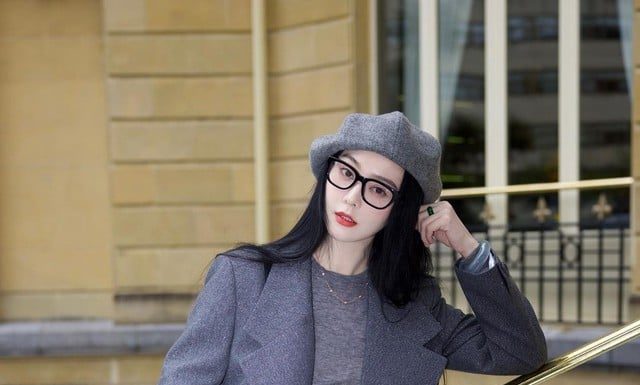 Tips to Master the Bold Colorful Street Style Trend for Fall Fashionista