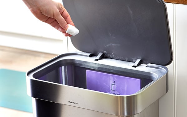 Eliminate unwanted odors in your kitchen after the Lunar New Year with this highly effective trick.