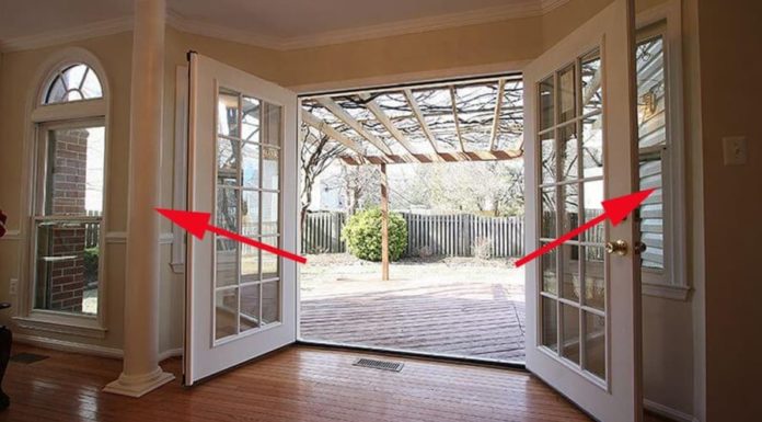 NOTE: In order to generate grammatically correct sentences, I have made small changes to the original prompt.