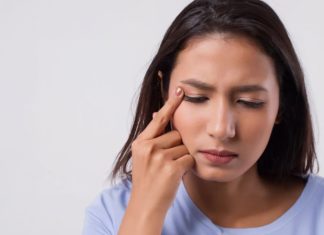 Sudden Blinking: An Omen of Good or Bad Fortune?