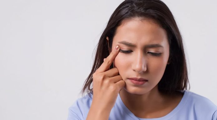 Sudden Blinking: An Omen of Good or Bad Fortune?