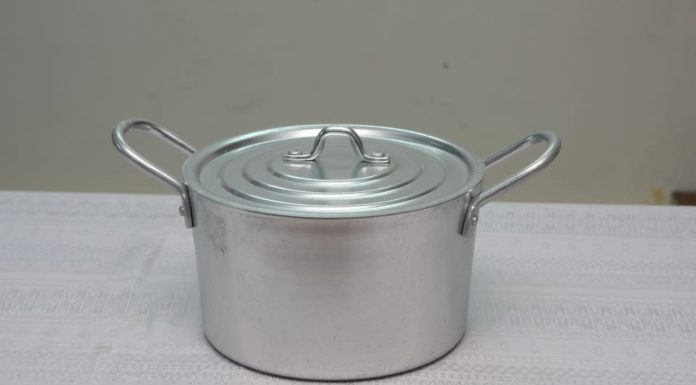 How to easily clean aluminum utensils, just a few steps for a sparkling surface