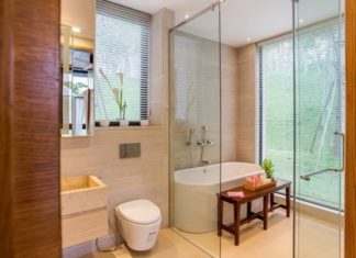 Simple tips to keep your bathroom clean and fresh, no matter the weather