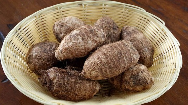 Should I buy big or small taro roots?