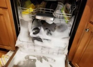 Why you shouldn’t use regular dish soap for your dishwasher? Use specialized dishwasher tablets instead if you don’t want to turn your kitchen into a mess.