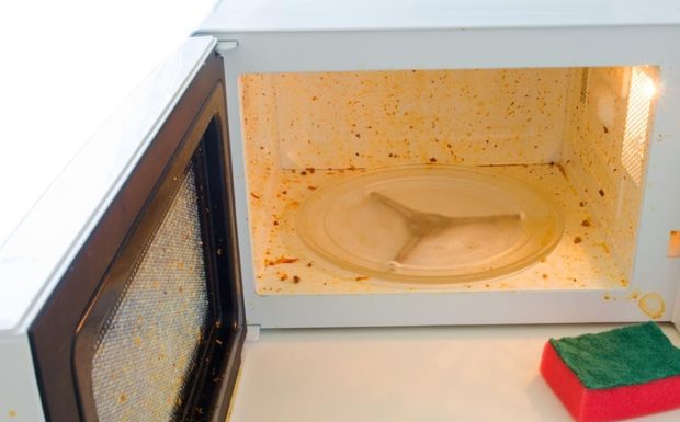 I Escaped Clutter at 28 with These Amazing Cleaning Hacks