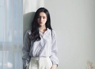 Don’t just wear black jeans, there are 4 trendy styles for ladies to consider