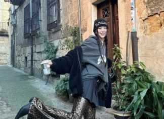 Discover Unique Ways to Coordinate Pants and Dresses that Fashionistas Rave About