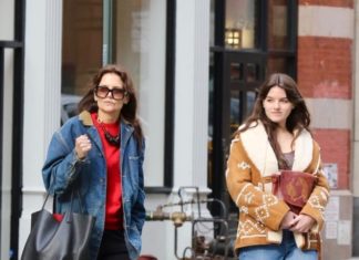 Suri Cruise, 18, Still Rocking Her Favorite Denim Jeans Fashion