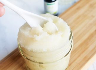 6 Simple Ways to Exfoliate and Brighten Your Facial Skin