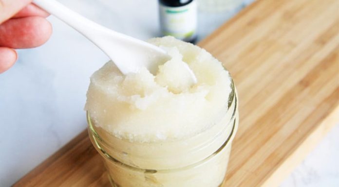 6 Simple Ways to Exfoliate and Brighten Your Facial Skin