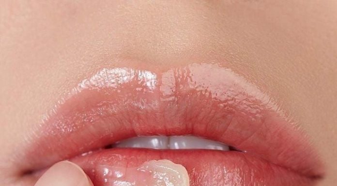 5 Homemade Lip Exfoliation Recipes for Smooth Lips