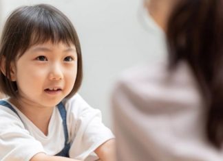 The harmful effects of parents repeatedly complaining about being poor to their children