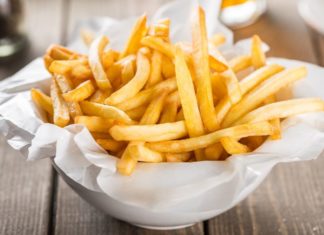 4 Foods that Can Worsen Your Skin and Seriously Damage Your Appearance