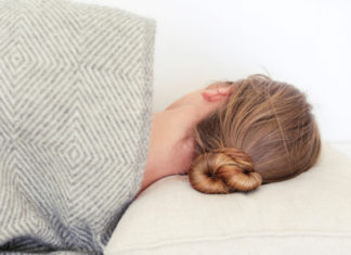 Prevent hair breakage and loss – Say goodbye to bedtime habits