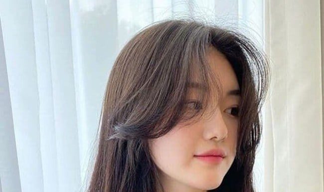 Hairstyles that can transform square-faced girls into more slender and attractive ones