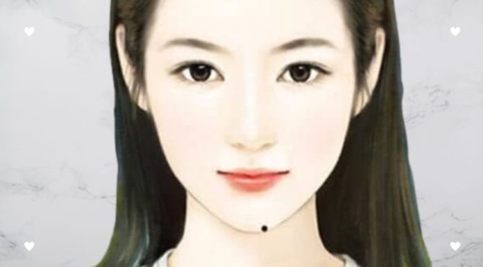 10 Distinct Traits of Prosperous Women: Wealth, Happiness, and Family Accompanied