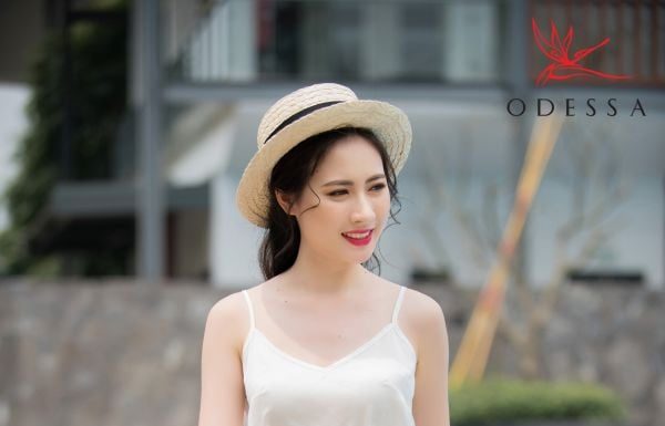 Stylishly Rocking Spaghetti Strap Dresses without Worrying About Revealing Underwear with These Handy Tricks