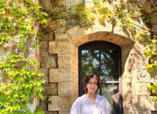 Trending Shirt Dress Styles to Copy & Paste from Korean Celebrities for This Fall Season