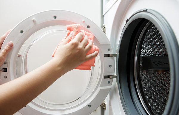 Simple Steps to Clean Your Washing Machine Without Spending Money on a Repairman